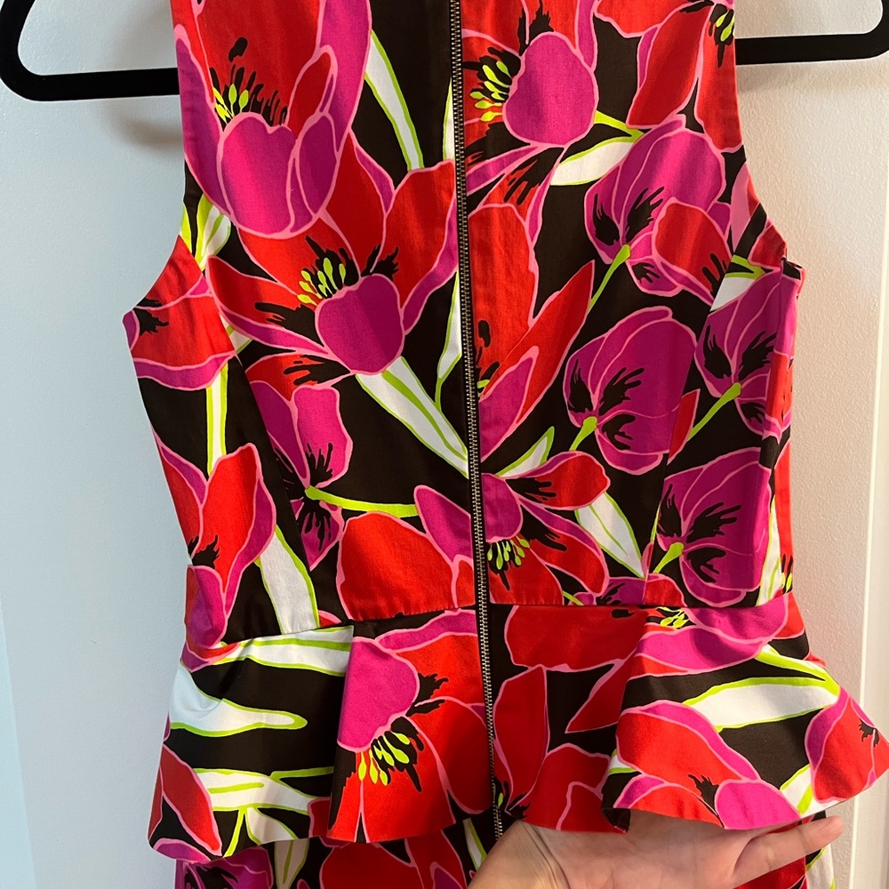 Like new: $298 KATE SPADE Peplum Cotton Sheath Dress, Red/Pink Floral, Size 4 - Picture 14 of 16